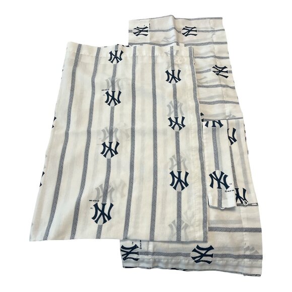 Vintage 1996 New York Yankees MLB Window Curtain Set – 4 Panels, 2 Valances, 4 T - Picture 1 of 4